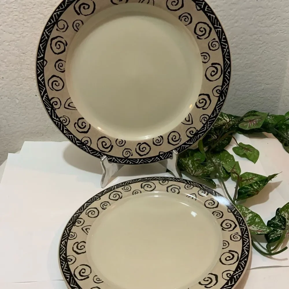 Sakura Stoneware Round Platter Desert Sands 12.5”  & 2 dinner plates 10.5”